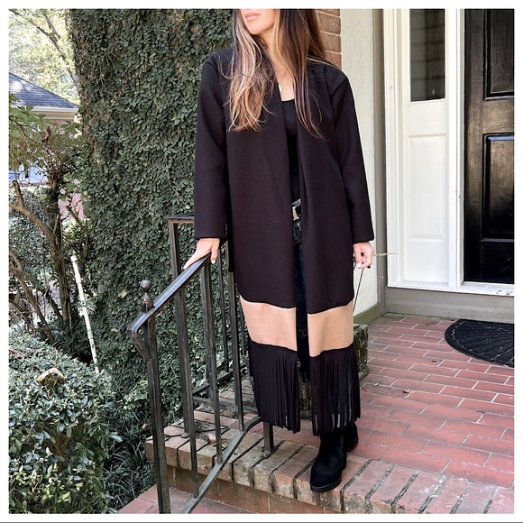 Made In Italy Most Fabulous Fringe belted Coat - Picture 10 of 12